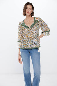 Mixed contrast print blouse