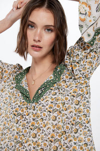 Mixed contrast print blouse