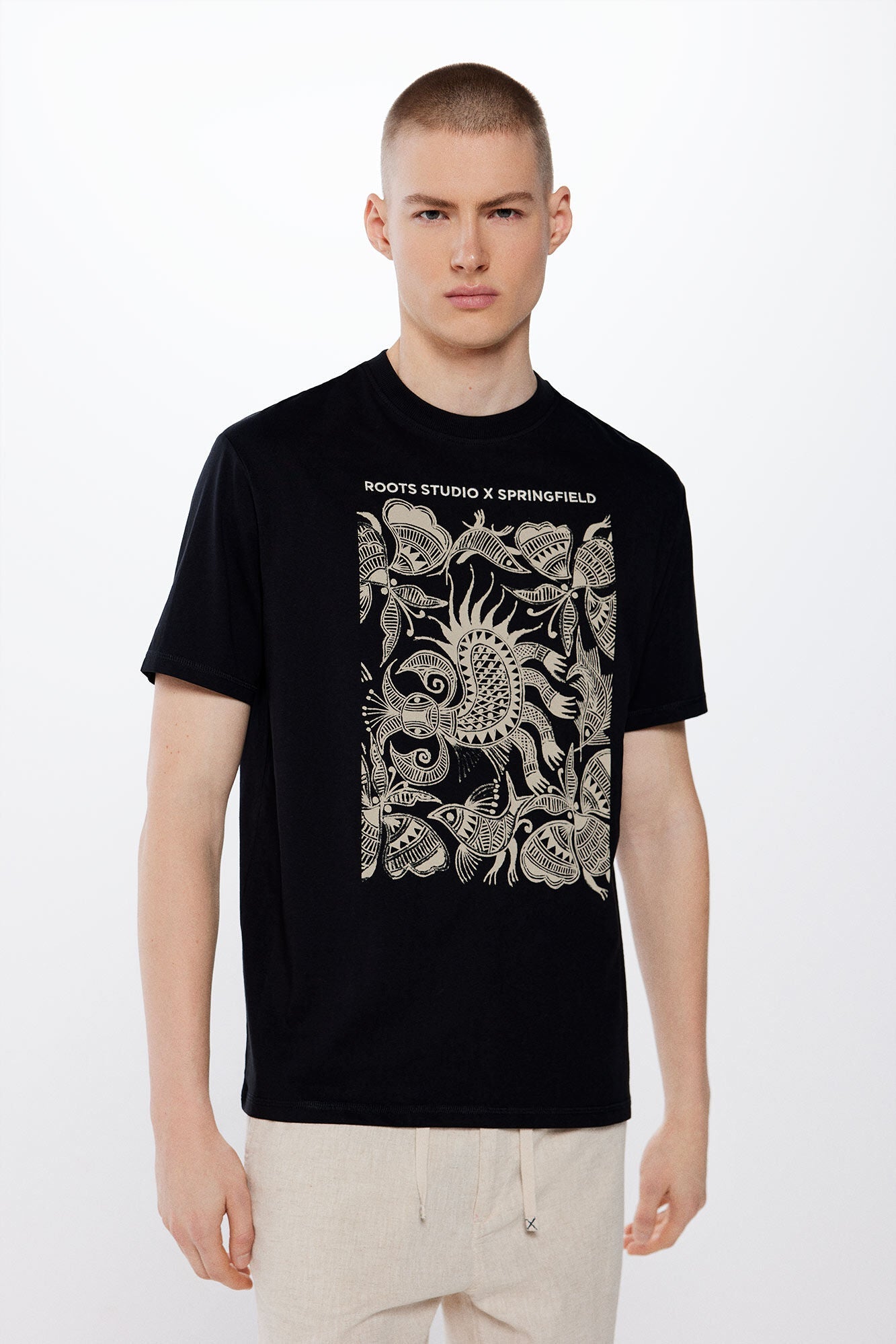 Roots T-shirt with front print