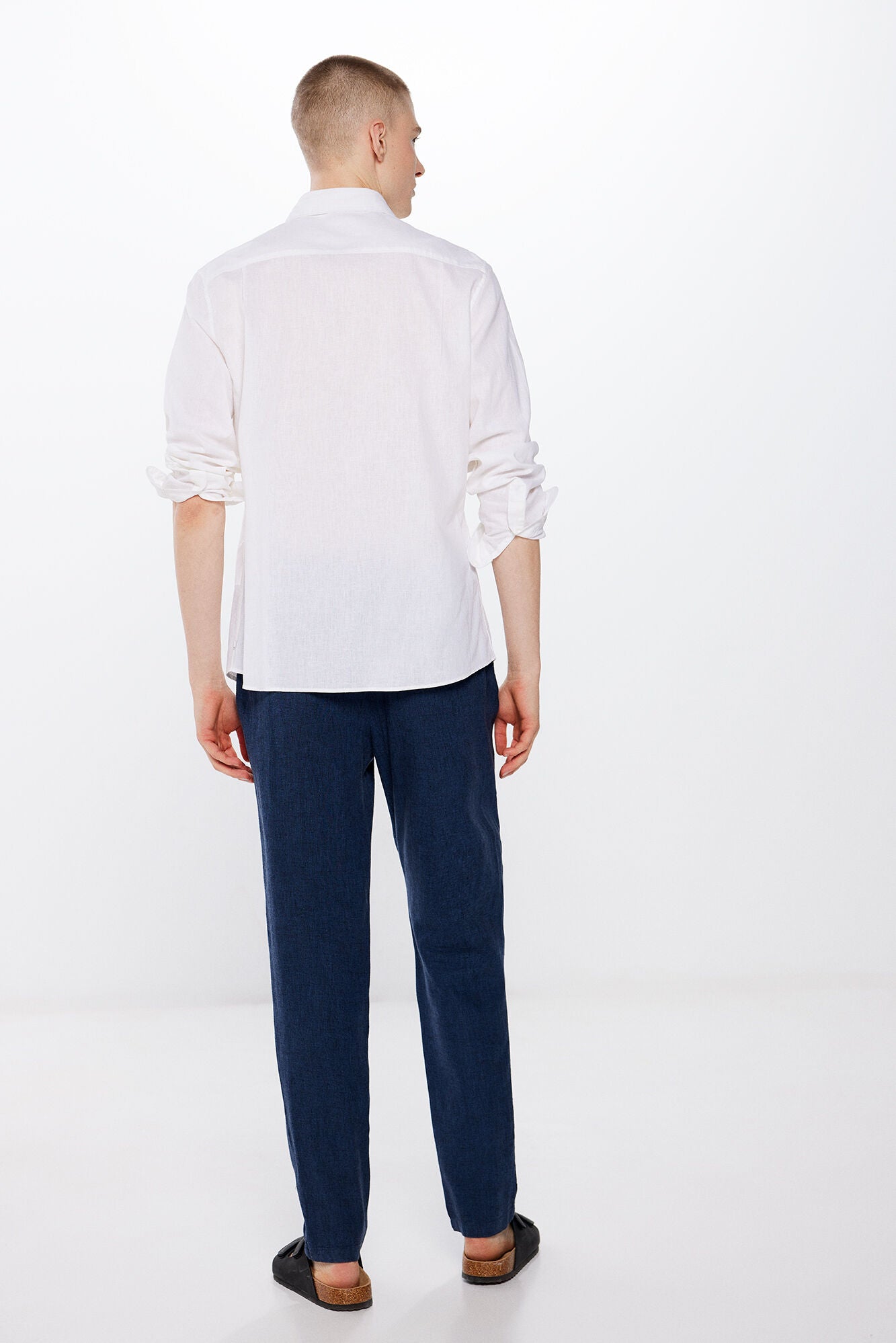 Textured linen trousers