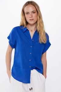 Short-sleeved cotton blouse with pocket