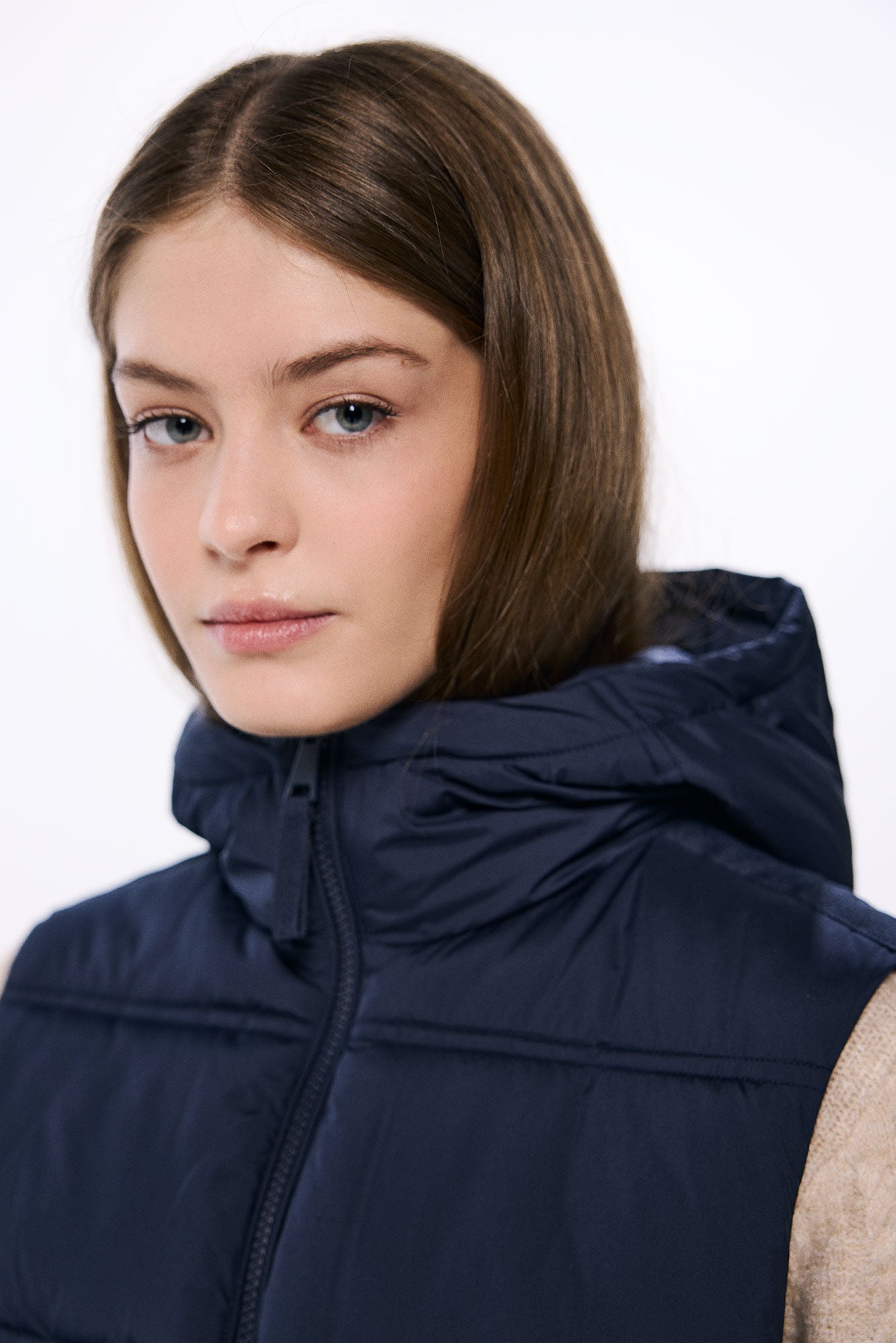 Water repellent padded vest