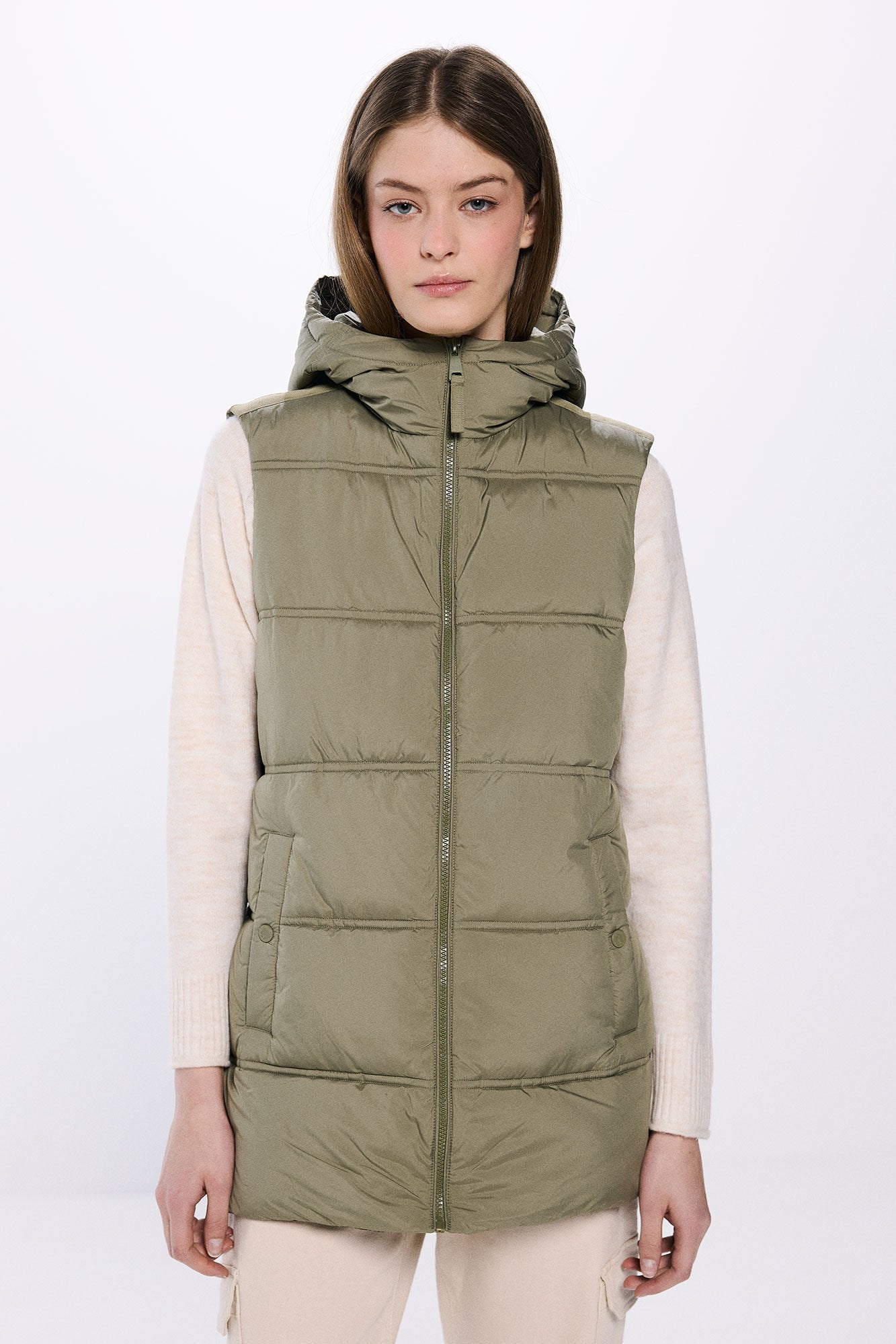 Water repellent padded vest