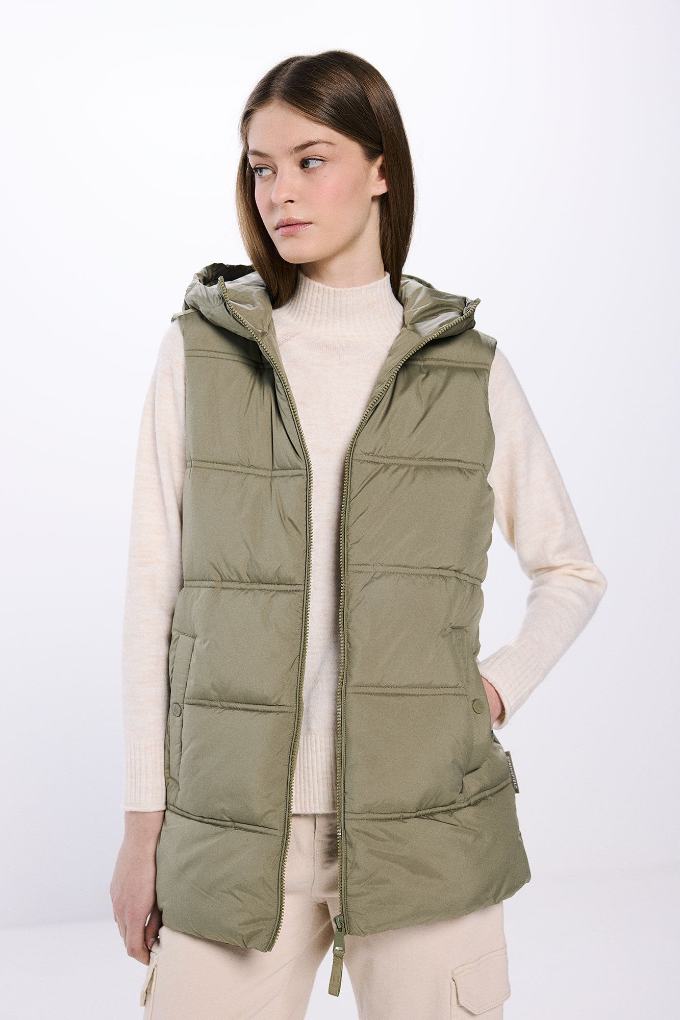 Water repellent padded vest