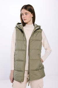 Water repellent padded vest